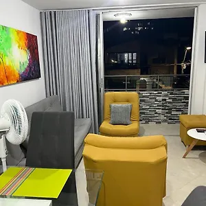 Apartamento Amoblado Molinos, Medellín