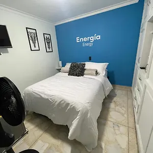 Habitación en casa particular Habitacion Privada Y Hermosa - Laureles 3, Medellín